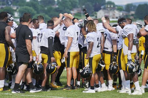 updated    pittsburgh steelers  man training camp roster