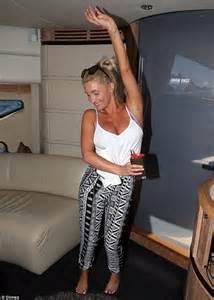 Zilda Williams Gets Her Groove At A Boat Party In Sydney S Harbour
