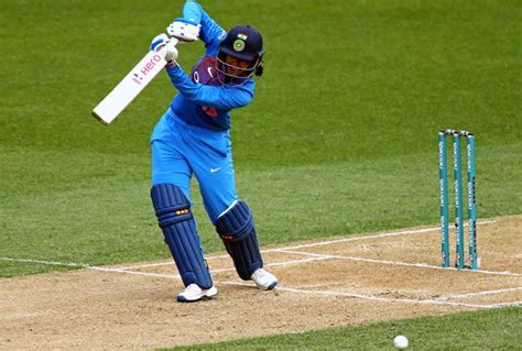 mandhana jhulan continue  top odi rankings rediff cricket