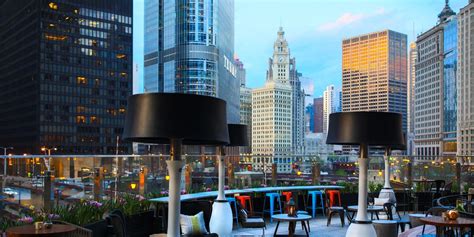 renaissance chicago downtown hotel discover renaissance hotels