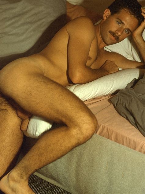 gay picture [ daddy and bear and hunk guys for alternative sex lovers ] page 69