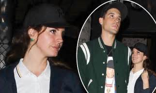 Lana Del Rey And G Eazy Seen Out Together For First Time