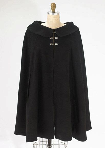 images  beautiful cloaks capes  pinterest embroidered