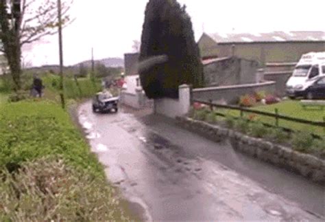 car drift gif gif animation animated pictures funny pictures