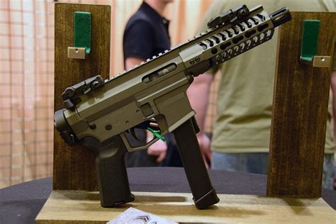 Angstadt Arms Unveils 9mm Glock Mag Folding Ar15