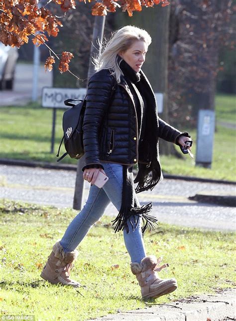 rita simons opts for a low key look in skinny jeans daily mail online