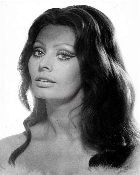 Pin On Sophia Loren