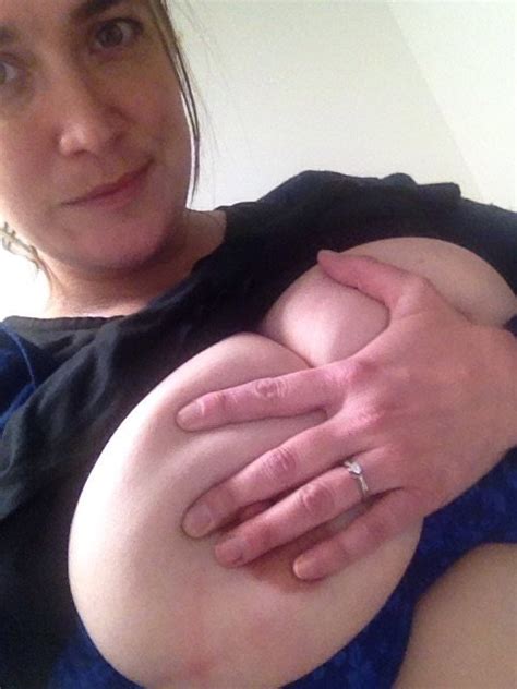 Sneaky Photo Of My Topless Unaware Wife Page 2 Xnxx Adult Forum