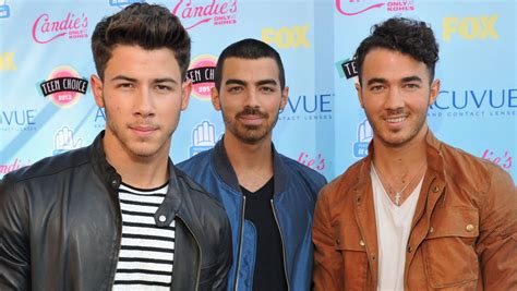 the jonas brothers call it quits