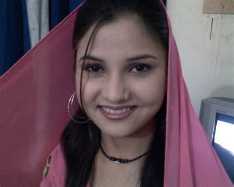 cute beautiful pakistani teen desi fashionable girl photos
