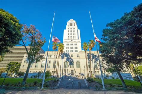 los angeles city hall visit  iconic la monument  guides