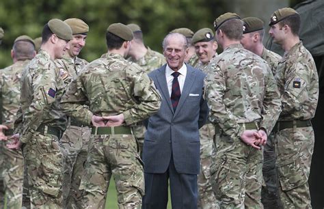 duke  edinburgh  visit st battalion grenadier guards royal life