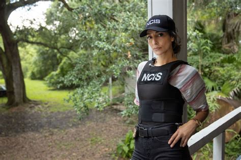 Meet Ncis New Orleans Cast S Real Life Spouses