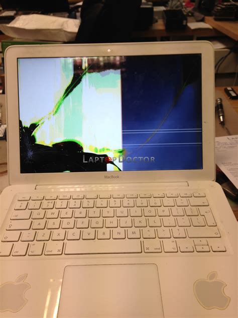 macbook  unibody broken screen replacement laptop doctor