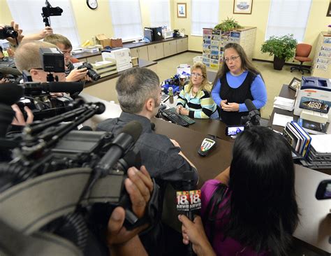 Kentucky Clerk Refusing To Issue Marriage Licenses To Same