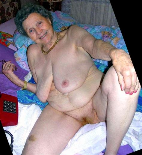 a big sexy nude granny mature porn pics