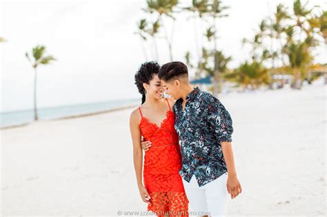 romantic photoshoot in dominican republic on the juanillo