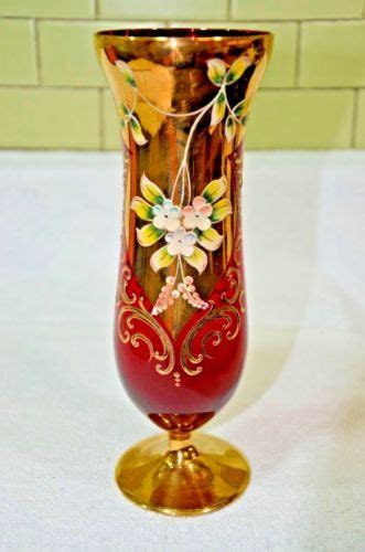 Stunning Venetian Murano Glass Vase 9 25 034 Red 24kt Gold Hand Painted