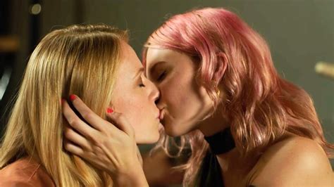 emma bell and paige elkington lesbian kiss scene from