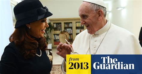 argentina s president discusses falkands with pope francis world news