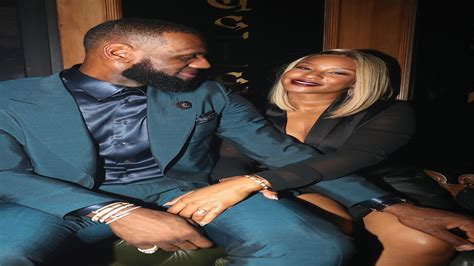 Lebron James Wishes His Wife Savannah Happy Birthday With