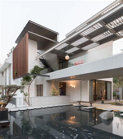 gorgeous modern indian villas  courtyards courtyard design house architecture house