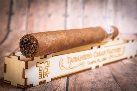 Surprising Facts You Didnt Know About Cuban Cigars Aulainteractiva