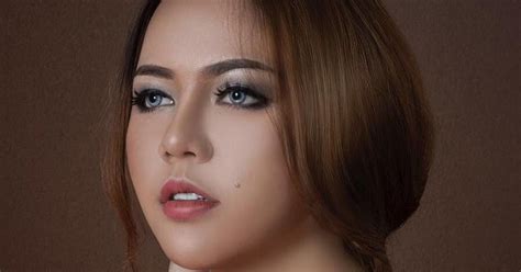 ratu rizky nabila life in popular gallery foto photoshoot model indonesia