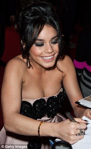 Ashley Benson And Vanessa Hudgens Show Their Cleavage While Selena