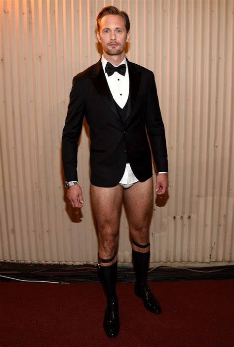 Alexander Skarsgard Presents In His Underwear Calls Out Zac Efron At