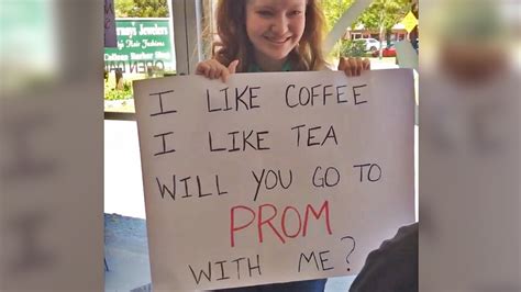 adorable prom proposal goes viral abc7 chicago