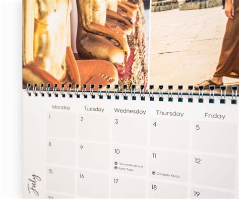 custom photo calendars easily    journi