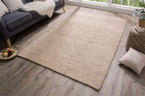 tapis en laine naturelle pour chambre ou salon profitez dun beau tapis de qualite en laine