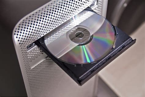 starren toetet verfolgung   cd dvd drive tradition verschmelzen