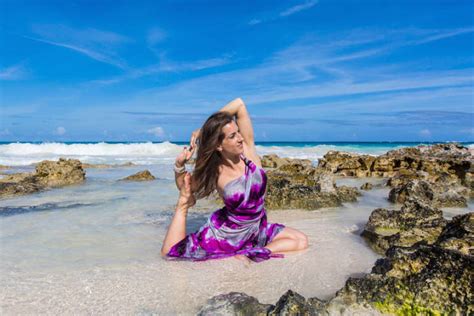 A Yoga Slideshow In Bermuda No Triangle Pose Here Mindbodygreen