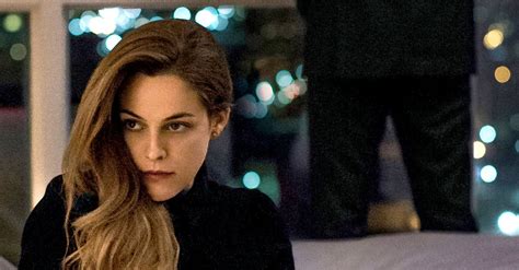 review ‘the girlfriend experience a window into upscale