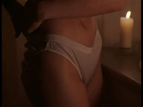 naked gillian anderson in the x files