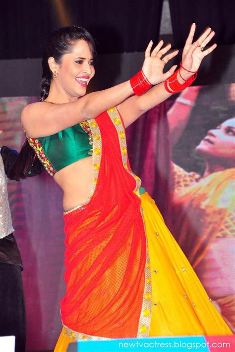 Anasuya Bharadwaj Hot In Saree Stills New Actress