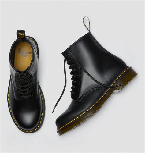 dr martens  smooth leather boots black unisex skintrade isle  wight
