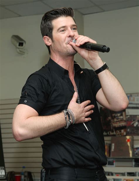robin thicke robin thicke promotes sex therapy at jandr music and computer world zimbio