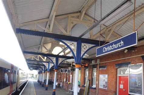 christchurch train station nearby short stay homes