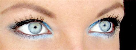 pretty eyes light blue eyes blue eye color dramatic smokey eye