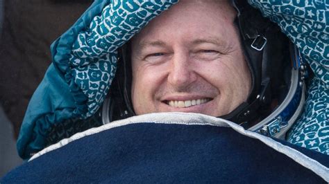 astronauts  smiles  returning  earth  international space