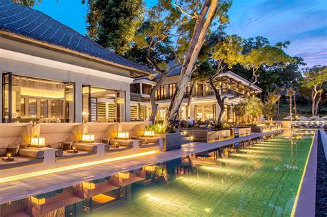 sundara   seasons resort bali luxury beachfront dining