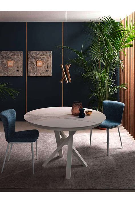 Prodotti ecosostenibili e naturali per accompagnare il bambino nel momento del gioco. Tavolo moderno allungabile Riflessi Round - tavoli - Acquistabile in