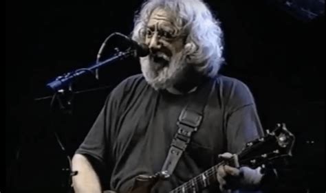 jerry garcia plays  final show   death   day