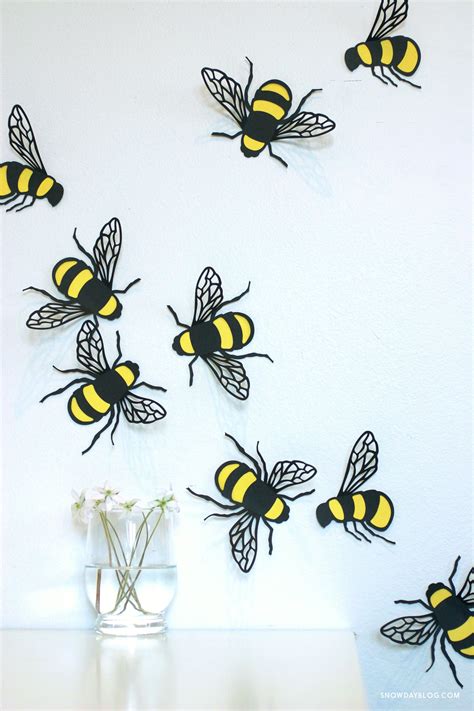 great toddler party theme bee theme party reading diy bee wall