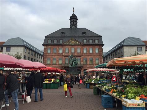 hanau market square german fairy tales hesse cool places  visit