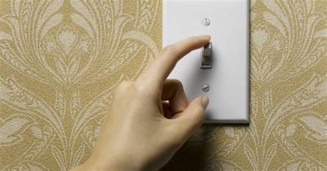 Facts About Turning Off Lights To Save Energy Livestrong