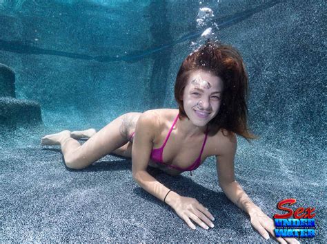 Sex Underwater On Twitter Evelin Stone Underwater Model